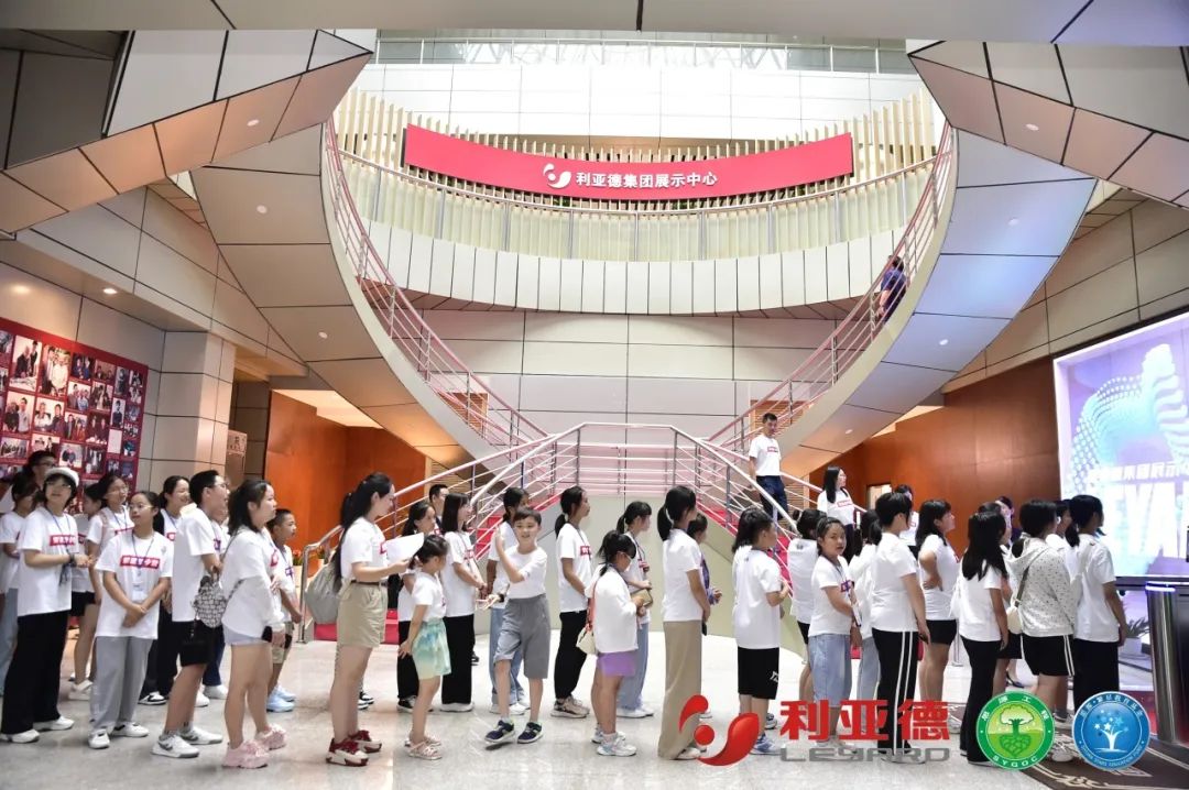 科技逐梦未来 | MG冰球突破官网繁星夏令营暖心启航