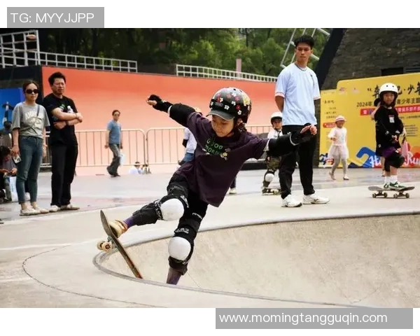 西安极限运动队滑板精英赛背后的拼搏与荣耀故事